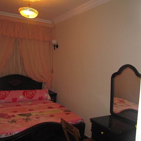 City Plaza Hostel ไคโร ภายนอก รูปภาพ